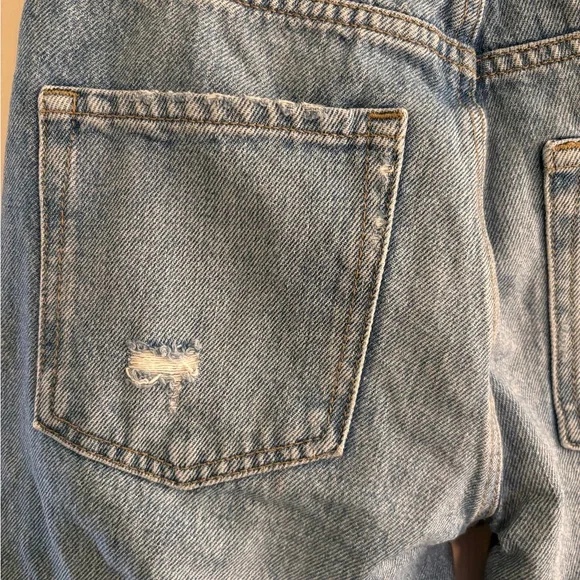 Garage Mom Jeans - Picture 4 of 5